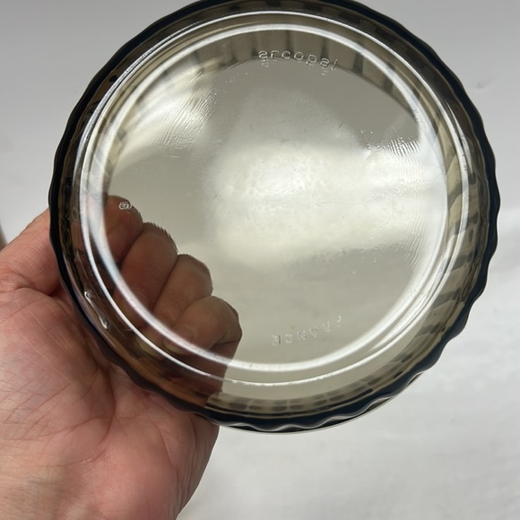 Vintage smoked glass “Arcopal” brand soufflé dishes made in France - Picture 10 of 11